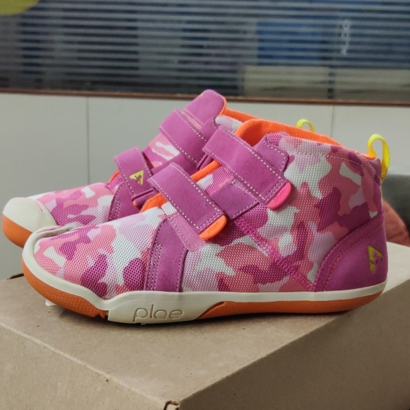 Plae Max Suede pink camo original unused usa imported for girls - Picture 5 of 8
